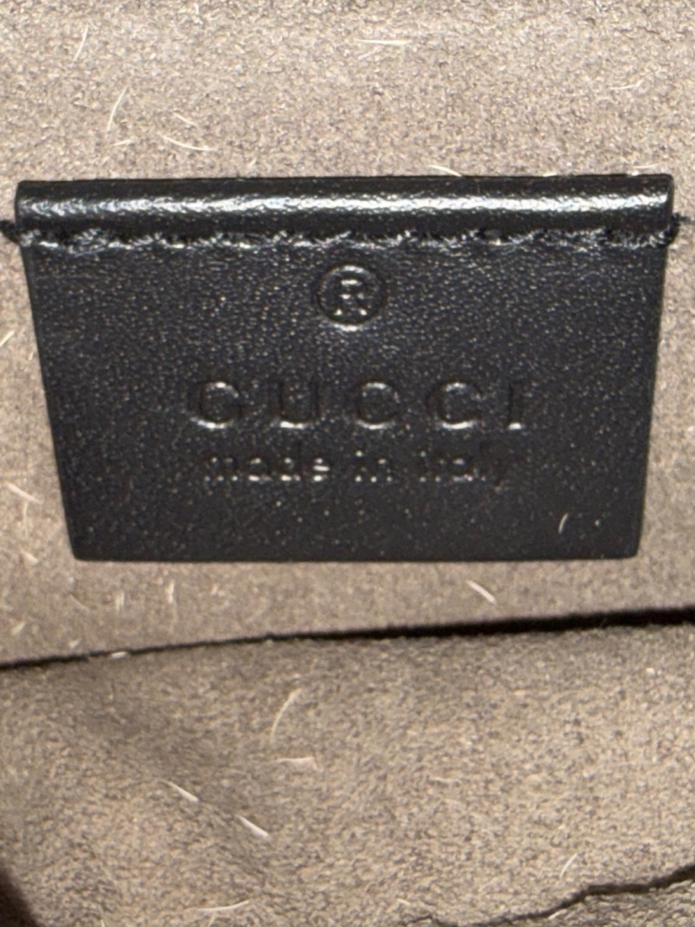 Gucci Supreme Belt Bag - Picture 3 of 3